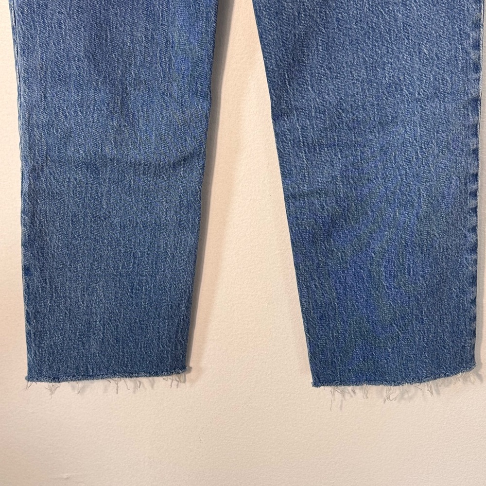 Abercrombie & Fitch The 90’s Straight Ultra High Rise Raw Hem Jeans Sz 28/6R - Picture 7 of 12